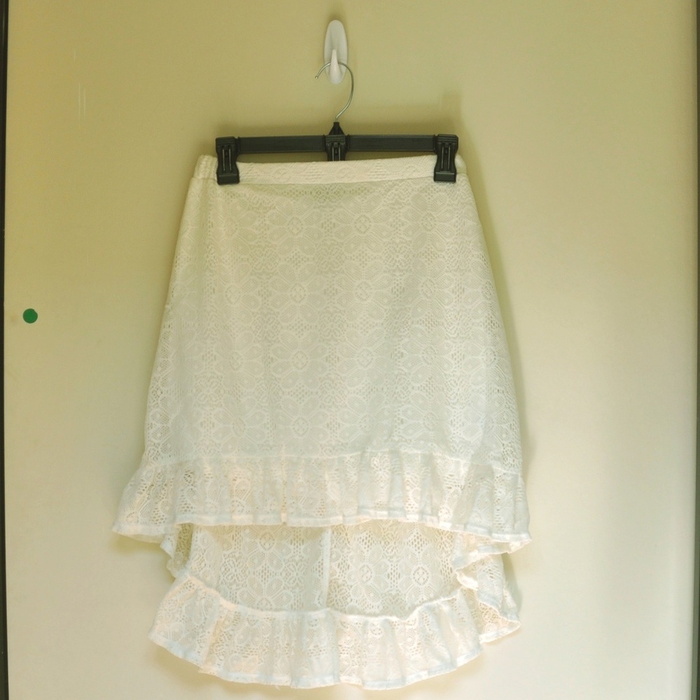 Beige pattern skirt